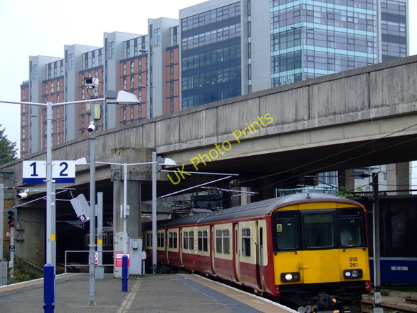 Photo 6"x4" Exhibition Centre station Glasgow c2010