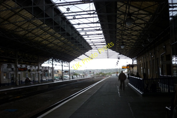 Photo 6"x4" Platform 1 at Huddersfield Railway Station Huddersfield c2010