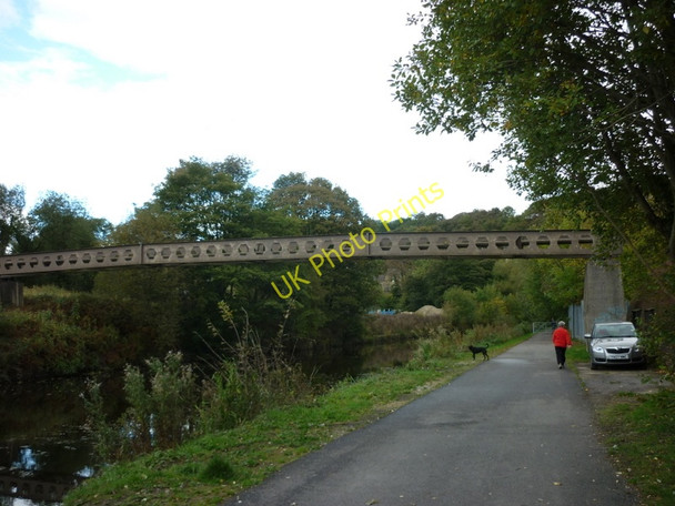 Photo 6"x4" A pipeline over the Calder & Hebble Navigation Brighouse\/SE1423 c2010
