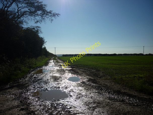 Photo 6"x4" A farm track on Staxton Wold Foxholes\/TA0173 c2010