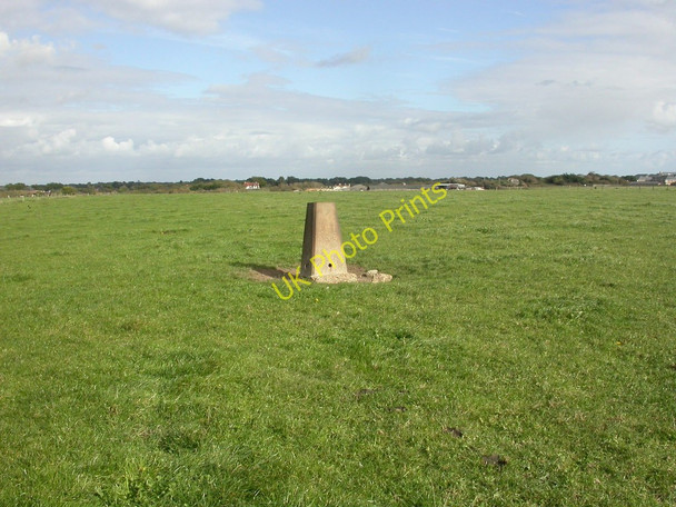 Photo 6"x4" Hordle Cliff, trig point Downton\/SZ2693 c2010