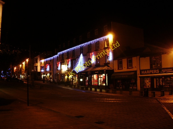 Photo 6"x4" Christmas lights, Skiddaw Hotel, Keswick Keswick\/NY2623 c2007