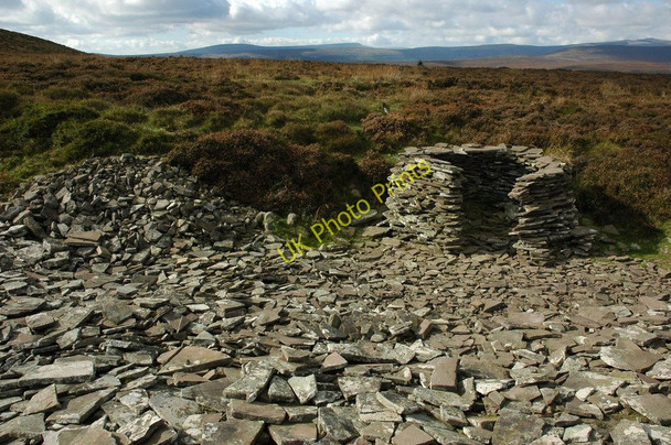 Photo 6"x4" Old quarry, Hatterrall Hill Cwmyoy c2010
