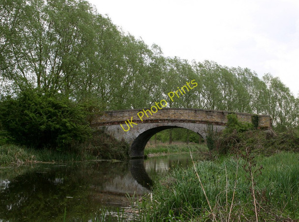 Photo 6"x4" Bridge over untroubled water Maldon c2010