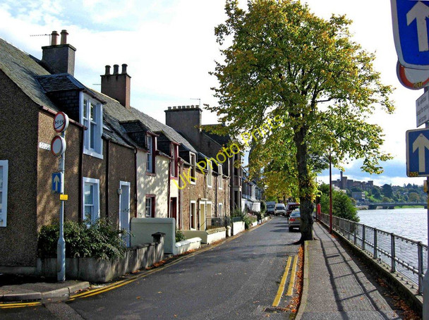 Photo 6"x4" Douglas Row Inverness c2010