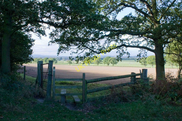 Photo 6"x4" Footpath to Uffington Ebreywood c2010