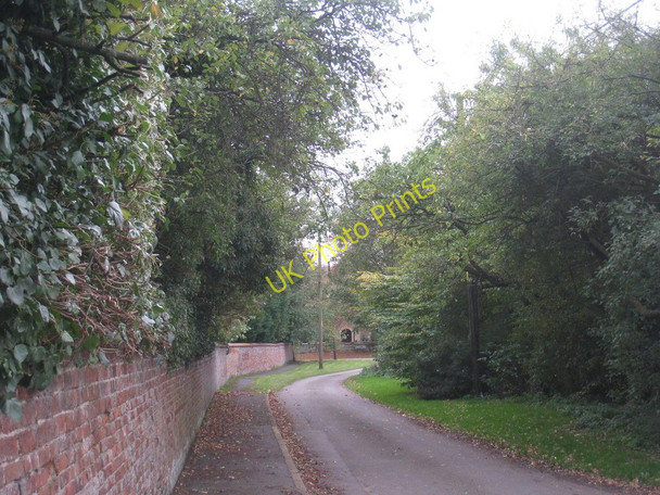 Photo 6"x4" Garden Wall, Westborough Westborough c2010