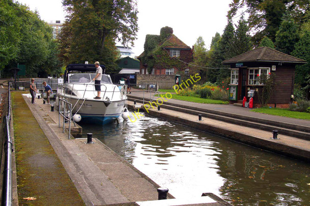 Photo 6"x4" Caversham Lock Reading c2010 P1
