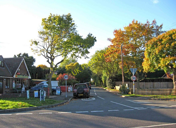 Photo 6"x4" New Road Cutnall Green c2010