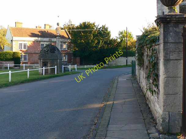 Photo 6"x4" High Street, Steeple Ashton Steeple Ashton c2010