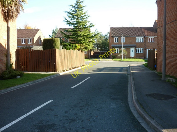 Photo 6"x4" Turnhead Court on York Road, Barlby Barlby c2010