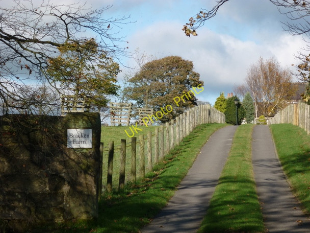 Photo 6"x4" The entrance to Bracken Farm Brackenthwaite\/SE2751 c2010