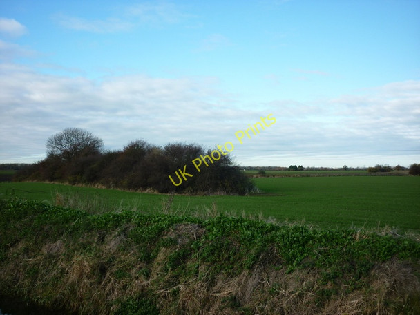Photo 6"x4" Looking across the fields from the roadside dike Biggin\/SE5434 c2010