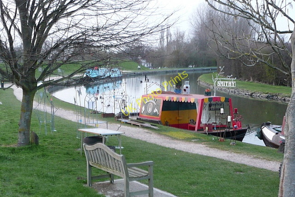 Photo 6"x4" The pound above Marsworth bottom lock Tring c2010