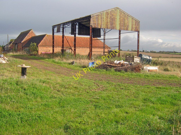 Photo 6"x4" Barn at Holywell Farm Maplebeck c2010