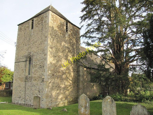 Photo 6"x4" Yew tree by the tower Oxford\/SP5106 c2010