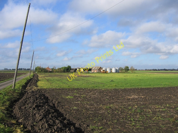 Photo 6"x4" Fenland smallholding, Newborough Fen, Peterborough Nene Terrace c2005
