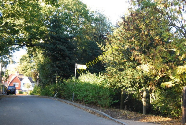 Photo 6"x4" LOOP signposted off Riesco Drive Croydon\/TQ3365 c2010