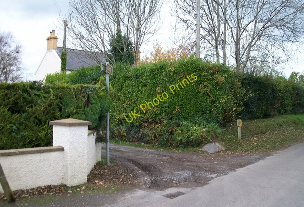 Photo 6"x4" Entrance to footpath linking Kilmegan Road with Priests Road Dundrum\/J4036 c2010