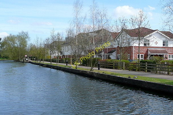 Photo 6"x4" Houses at Common Moor Watford\/TQ1097 c2010