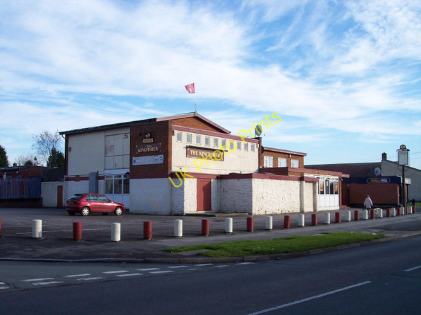 Photo 6"x4" The Kingfisher flies the flag on Bewley Drive Kirkby\/SJ4198 c2010