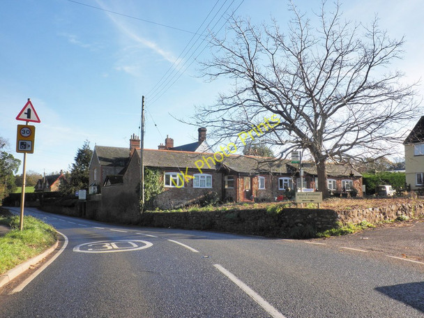 Photo 6"x4" Village centre, Bilbrook Bilbrook\/ST0341 c2010