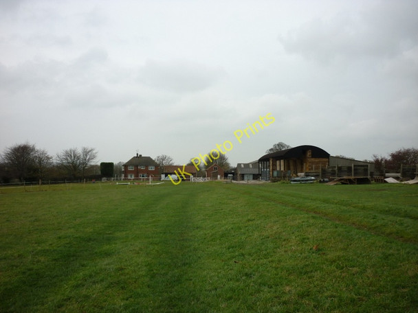 Photo 6"x4" Entering Thwing by a public footpath Thwing c2010