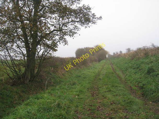 Photo 6"x4" Track by the reservoir Hackthorn\/SK9982 c2010