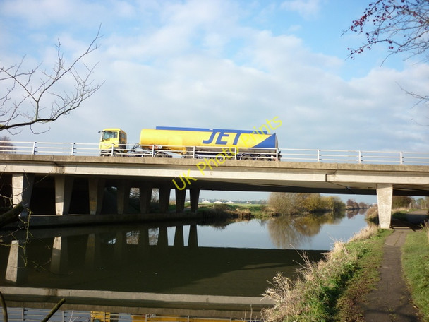Photo 6"x4" The M180 over the New River Ancholme Brigg c2010