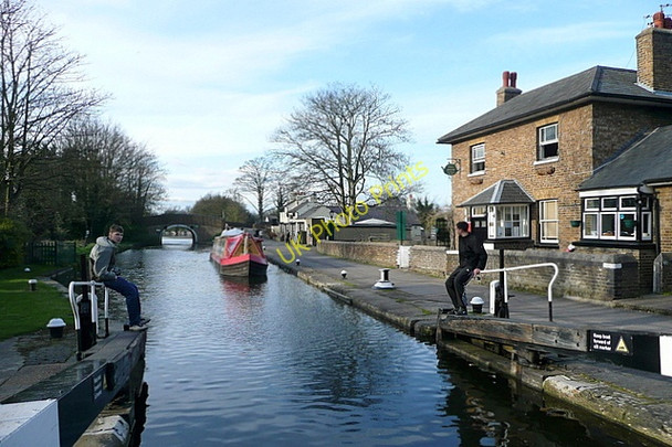 Photo 6"x4" Cowley lock 89 Uxbridge c2010