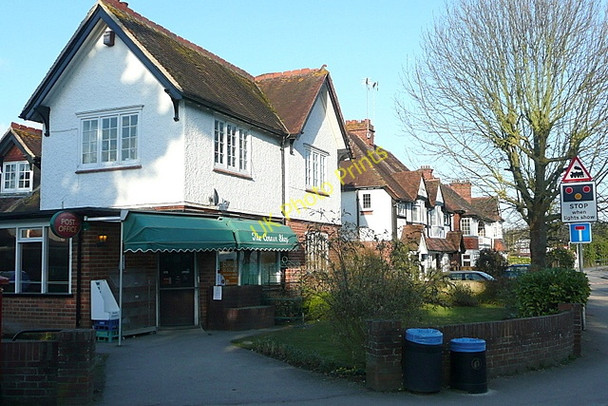 Photo 6"x4" The corner shop Lower Shiplake c2010