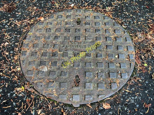 Photo 6"x4" Ulster Foundries manhole cover, Dunmurry (1) Dunmurry c2010