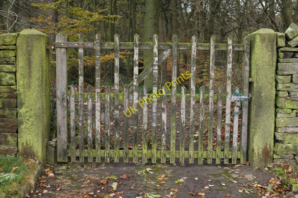 Photo 6"x4" Gate and Bench Marked Gatepost Danebank c2010
