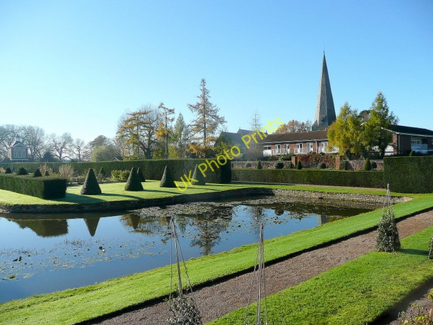 Photo 6"x4" Westbury Court Garden Strand\/SO7113 c2010