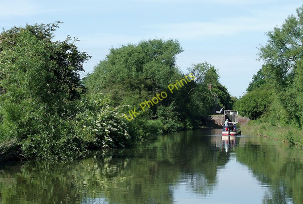 Photo 6"x4" Approaching Deptmore Lock, south of Stafford Acton Trussell c2010