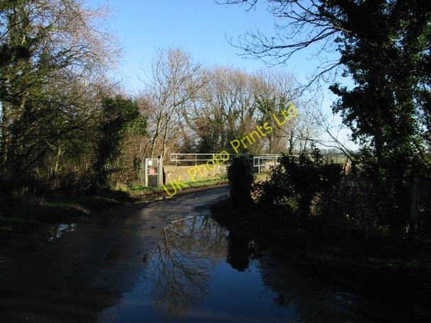 Photo 6"x4" The Ringwould Road as it crosses the railway Martin\/TR3347 c2008