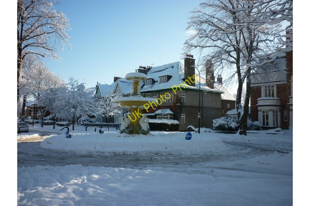 Photo 6"x4" The Fountain on Westbourne Avenue, Hull Kingston upon Hull c2010