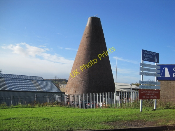 Photo 6"x4" Lemington Glassworks Chimney Blaydon c2010
