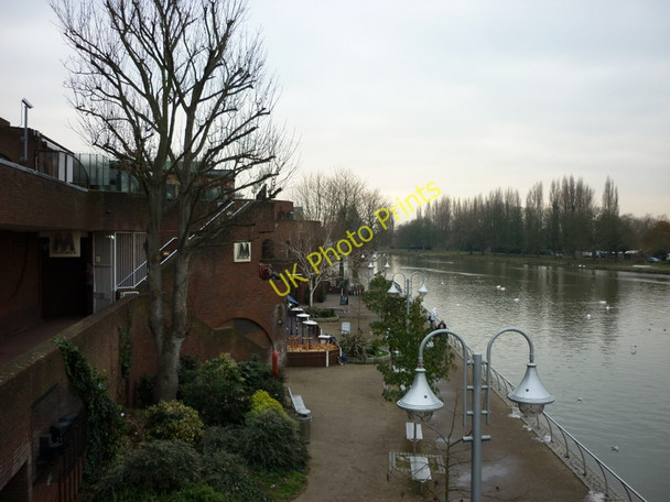 Photo 6"x4" The Thames at Kingston upon Thames Kingston Upon Thames c2010
