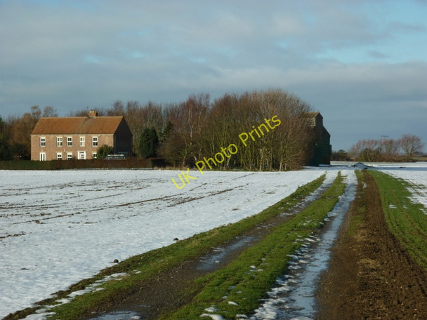 Photo 6"x4" New York farmhouse near Preston, East Yorkshire Lelley c2010