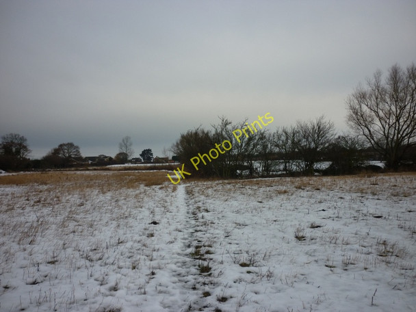 Photo 6"x4" A footpath leading to Holme-on-Spalding-Moor Holme-on-Spalding-Moor c2010