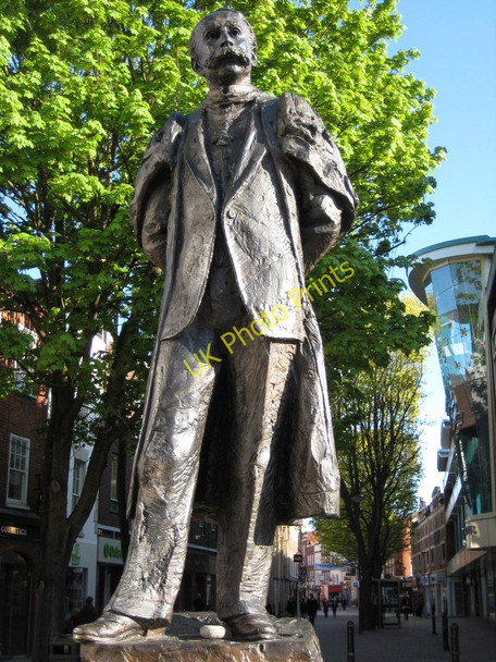 Photo 6"x4" Elgar statue, Worcester Worcester c2010