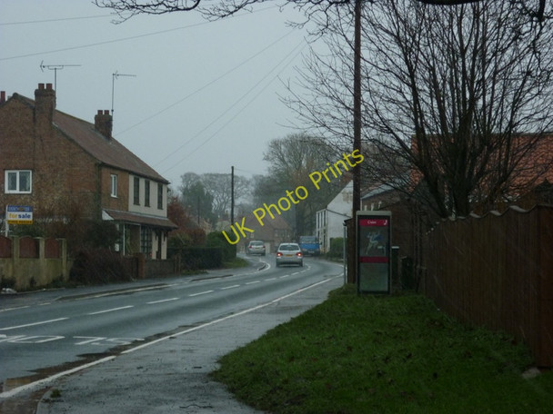Photo 6"x4" Main Street, Catwick Catwick\/TA1345 c2010