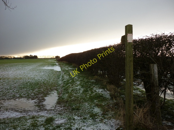 Photo 6"x4" A footpath near Great Hatfield Goxhill\/TA1844 c2010