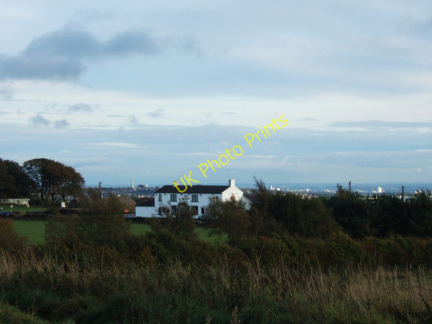 Photo 6"x4" The Royalty public house on the Chevin near Otley Guiseley c2010