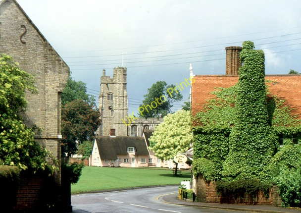 Photo 6"x4" Cavendish church and green from Stour Street Cavendish c1988