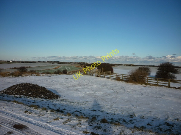 Photo 6"x4" The riverside car park on Humber Side Lane Easington\/TA3919 c2010