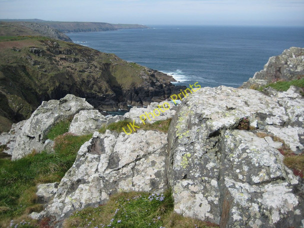 Photo 6"x4" Rocks above the Cornish coast Porthmeor c2010