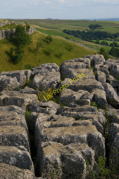 Photo 6"x4" Limestone pavement above Malham Cove Malham\/SD9062 c2009