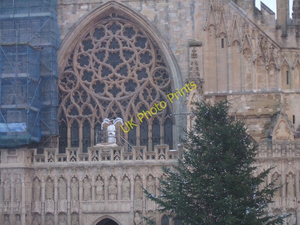 Photo 6"x4" An angel appears on Exeter Cathedral Exeter c2010